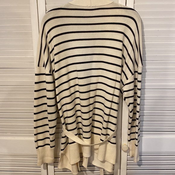 🌟HP🌟 Talbots Striped Tie Waist Sweater - Picture 5 of 7